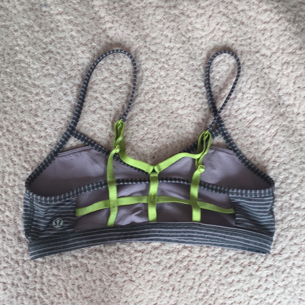 Lululemon sports bra!
